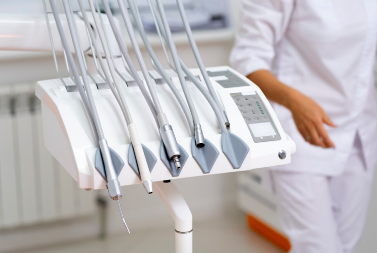 Finding Your Ideal Dentist in Chicago: A Local’s Guide