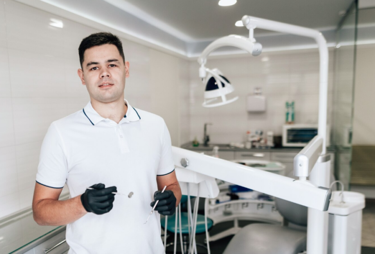 Achieve a Brighter Smile with Expert Teeth Whitening in Richmond