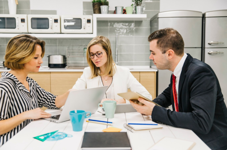 How Charlotte Business Brokers Simplify Buying a Business