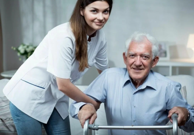 Why More Waterloo Families Are Saying 'Yes' to In-Home Senior Care