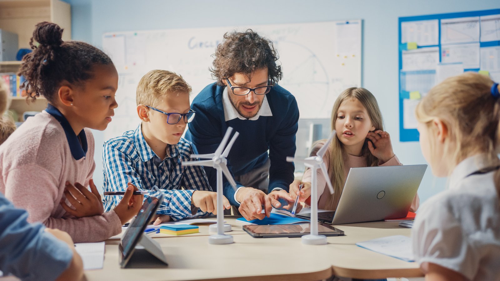 Online High School: The Future of Flexible and Accessible Education
