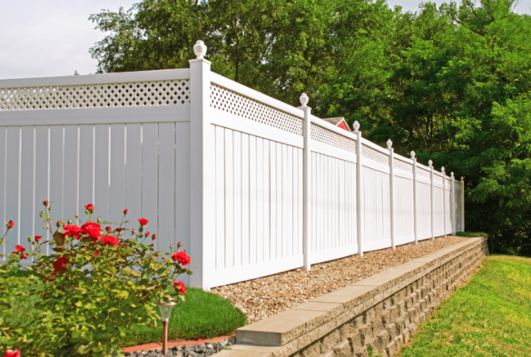 Your Home, Your Fence: Choosing the Perfect Fit with FenceCraft